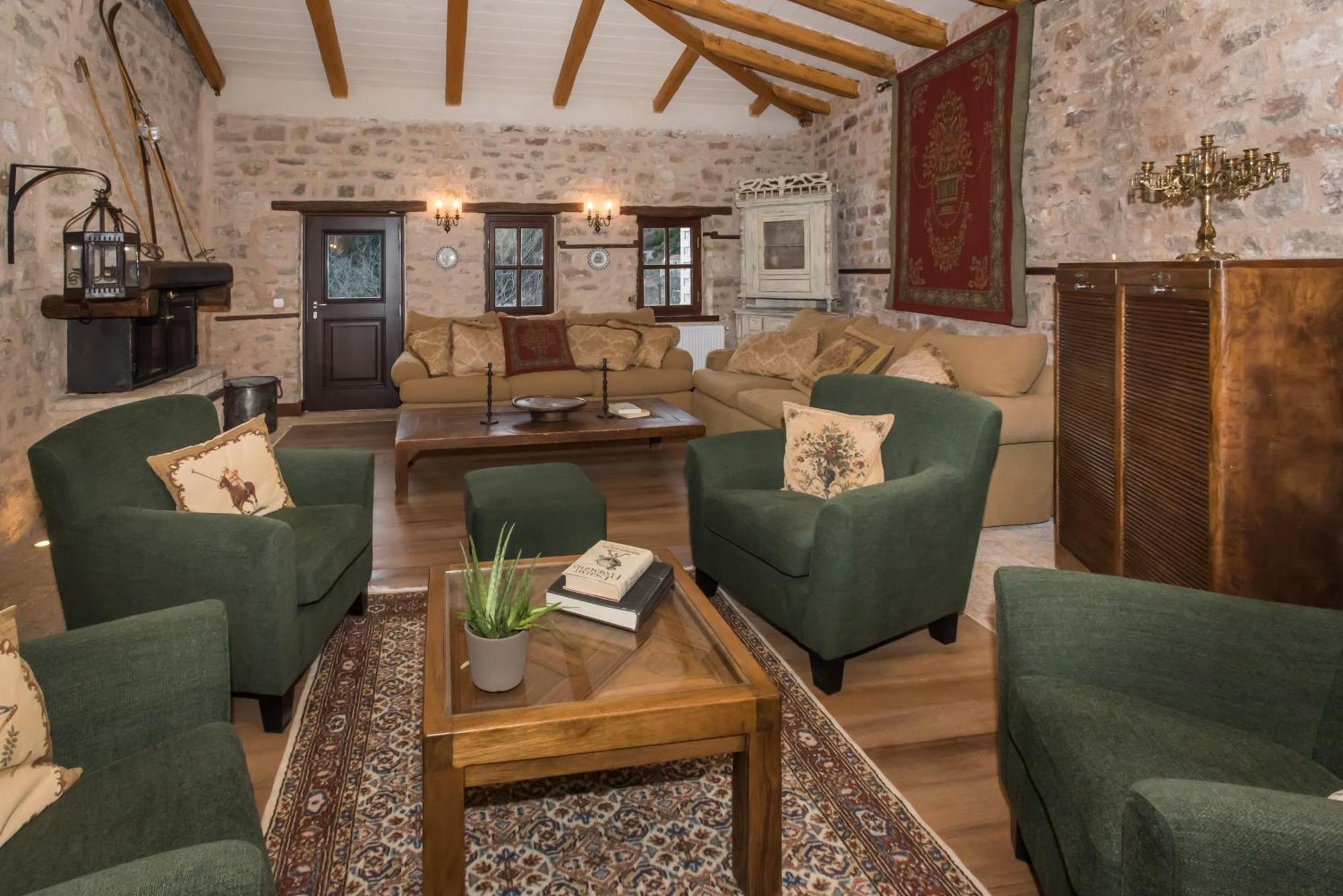 Epoches Hotel Karpenisi Room photo
