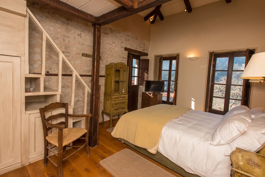 Epoches Hotel Karpenisi Room photo